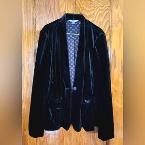 Old Navy Velvet Black Blazer in Size Medium